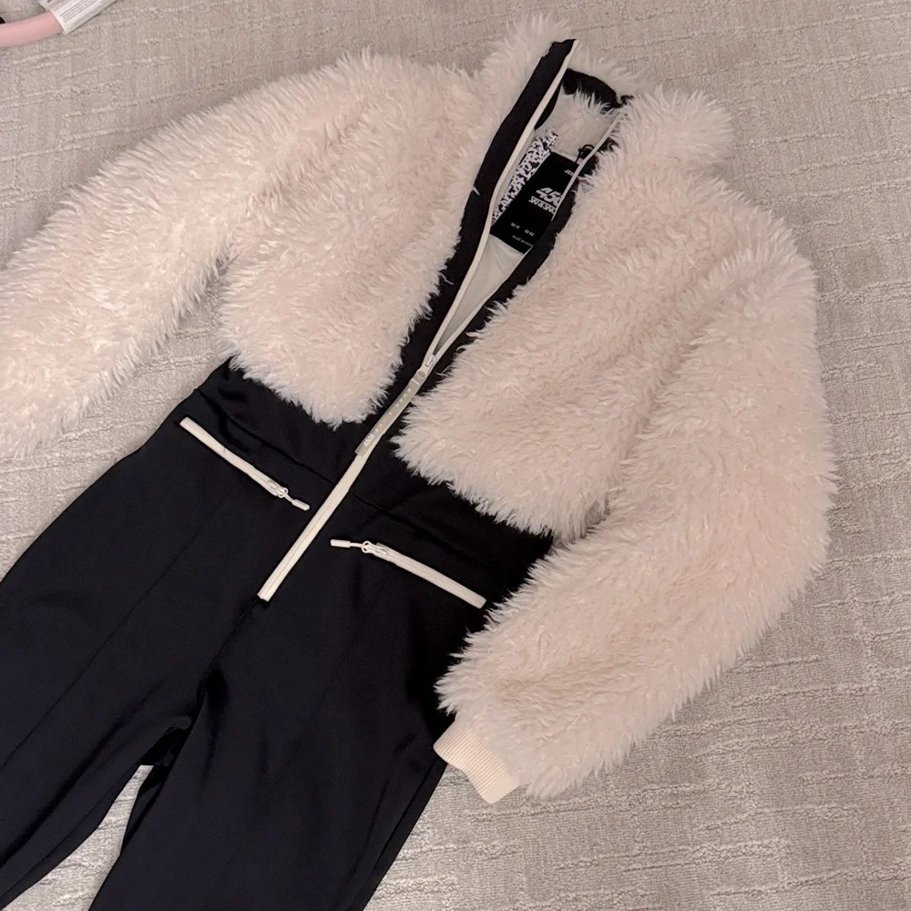 ASOS 4505 Skiing ski jumpsuit with faux fur panels and slim leg - Picture 2 of 14